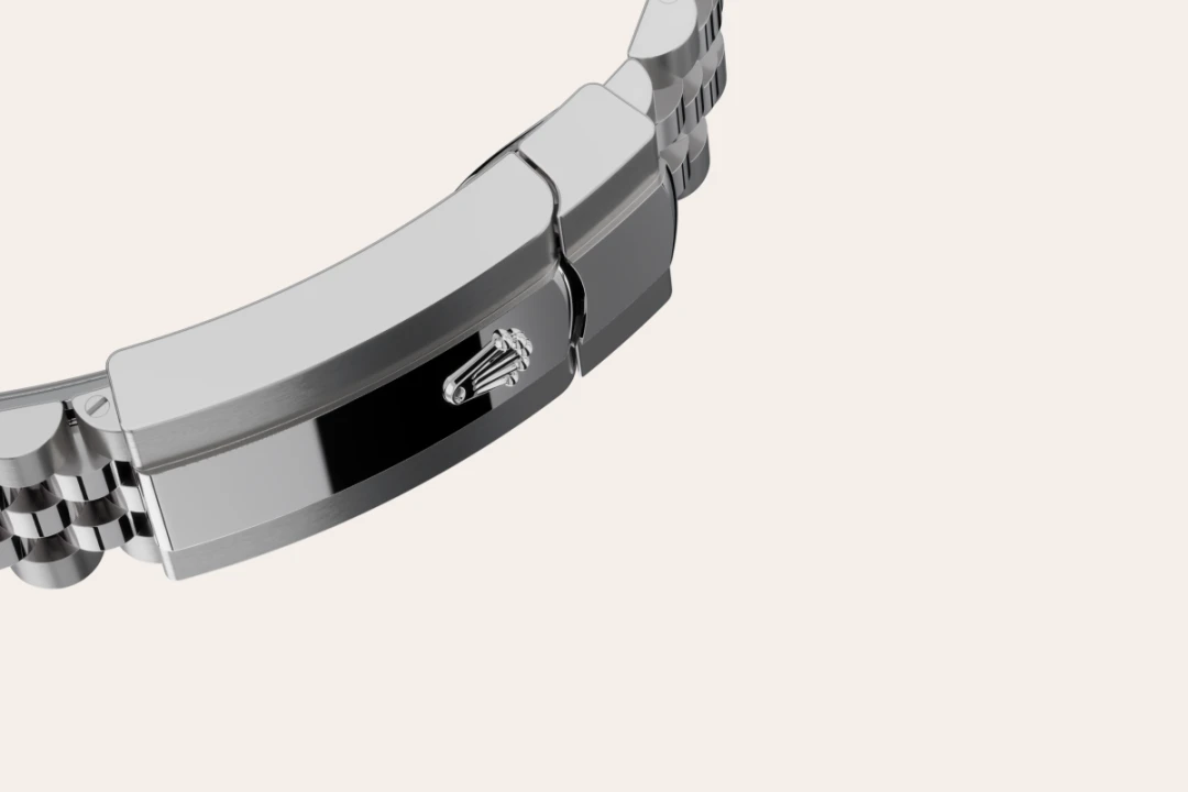 m126200-0005 -Imported from http://www.thehourglass.com/wp-content/uploads/sites/15/2018/06/PP2.jpg