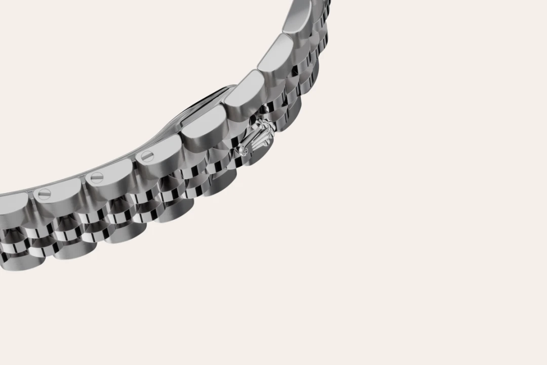 m279160-0001 -Imported from http://www.thehourglass.com/wp-content/uploads/sites/15/2018/06/PP2.jpg