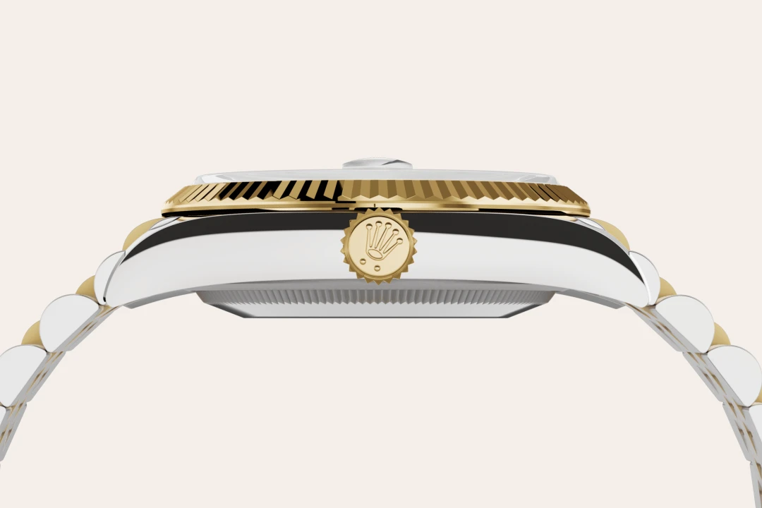 m126233-0021--060 -Imported from http://www.thehourglass.com/wp-content/uploads/sites/15/2018/06/PP2.jpg