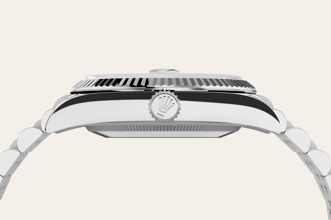m126234-0013--060 -Imported from http://www.thehourglass.com/wp-content/uploads/sites/15/2018/06/PP2.jpg