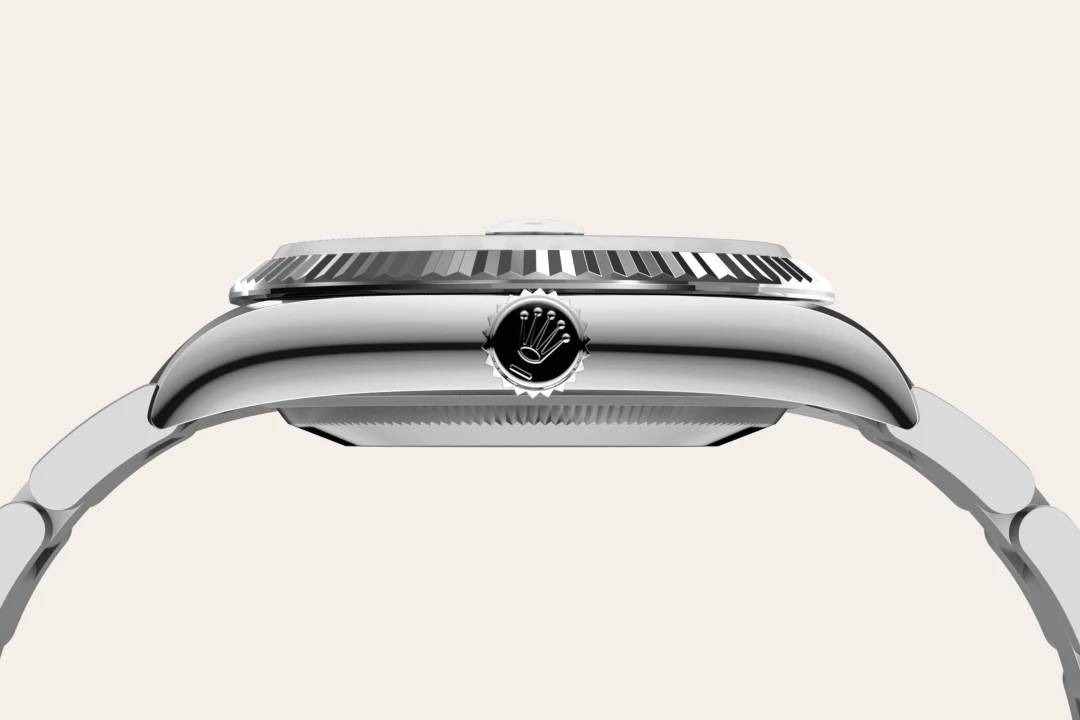 m126234-0046--060 -Imported from http://www.thehourglass.com/wp-content/uploads/sites/15/2018/06/PP2.jpg