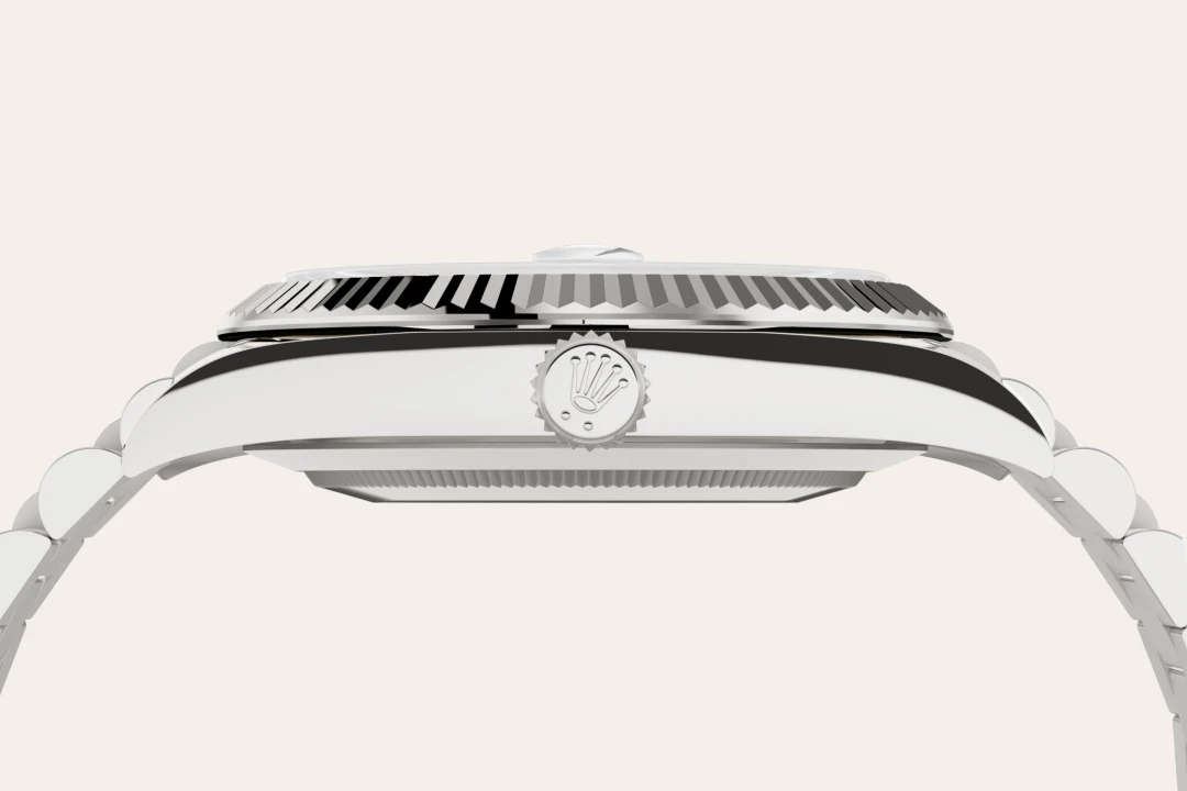 m228239-0033--060 -Imported from http://www.thehourglass.com/wp-content/uploads/sites/15/2018/06/PP2.jpg