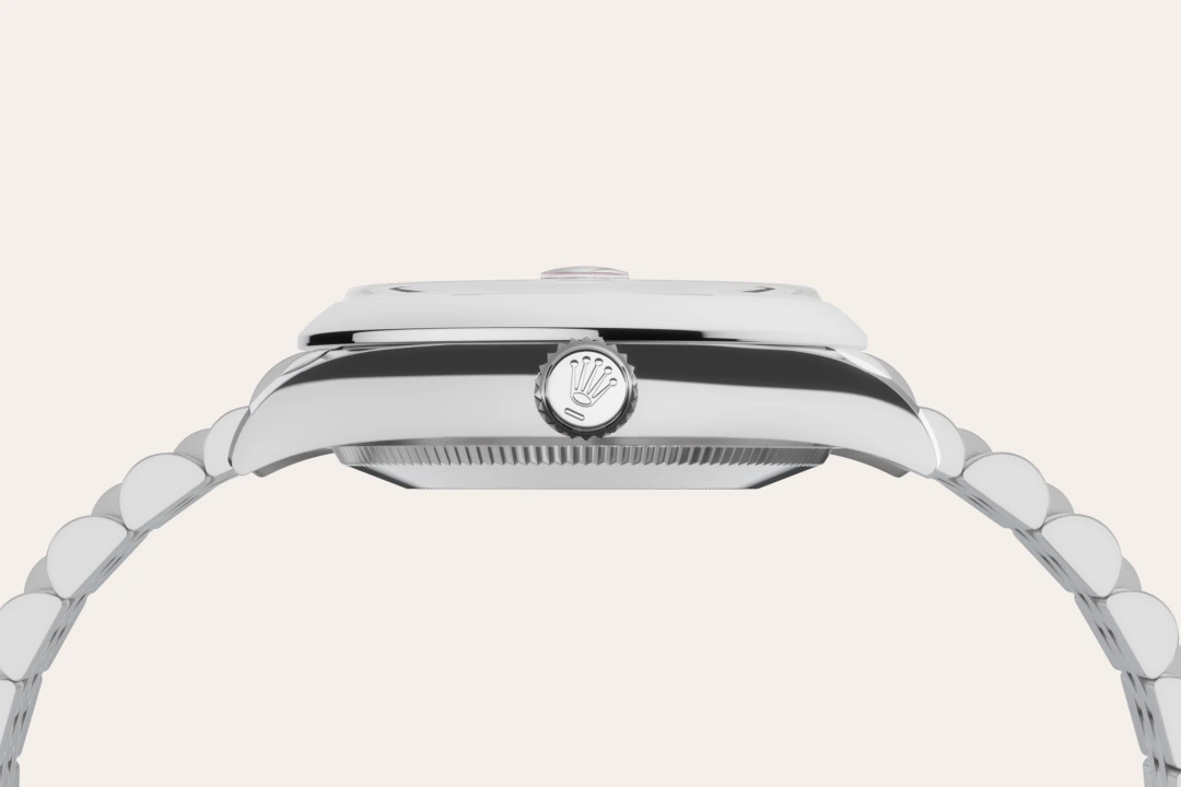 -Imported from https://www.thehourglass.com/wp-content/uploads/2016/12/Rolex-Parachrom-oscillator.jpg