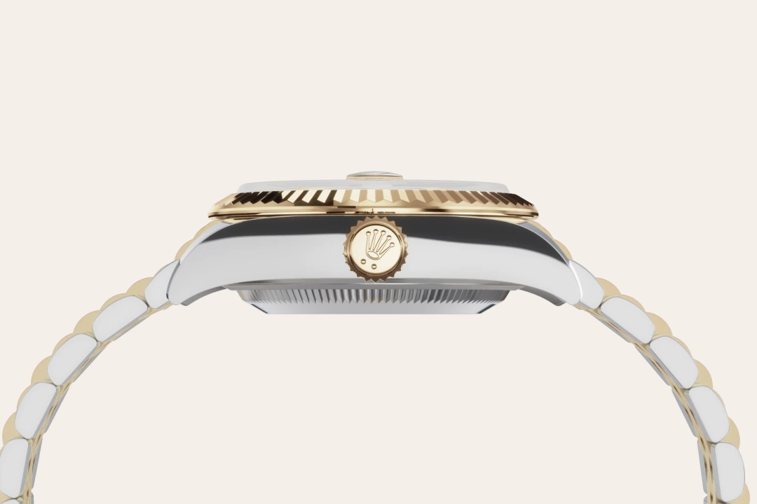 m279173-0007--060 -Imported from http://www.thehourglass.com/wp-content/uploads/sites/15/2018/06/PP2.jpg