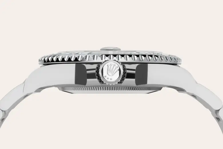 m126622-0002--060 -Imported from http://www.thehourglass.com/wp-content/uploads/sites/15/2018/06/PP2.jpg
