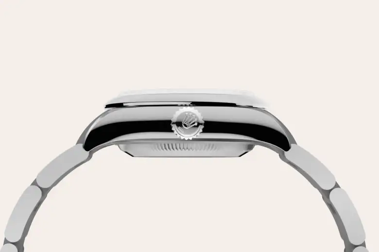 -Imported from https://www.thehourglass.com/wp-content/uploads/2016/12/Rolex-Parachrom-oscillator.jpg