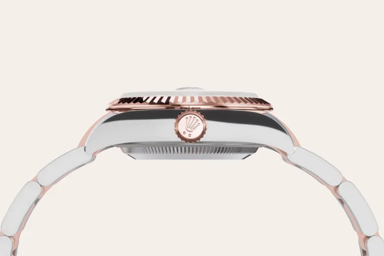 m279171-0028--060 -Imported from http://www.thehourglass.com/wp-content/uploads/sites/15/2018/06/PP2.jpg