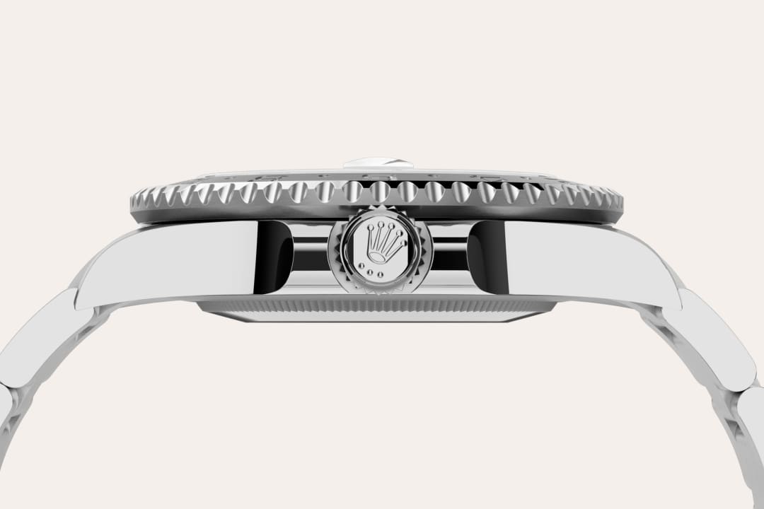 m126710grnr-0004_material -Imported from http://www.thehourglass.com/wp-content/uploads/sites/15/2018/06/PP2.jpg