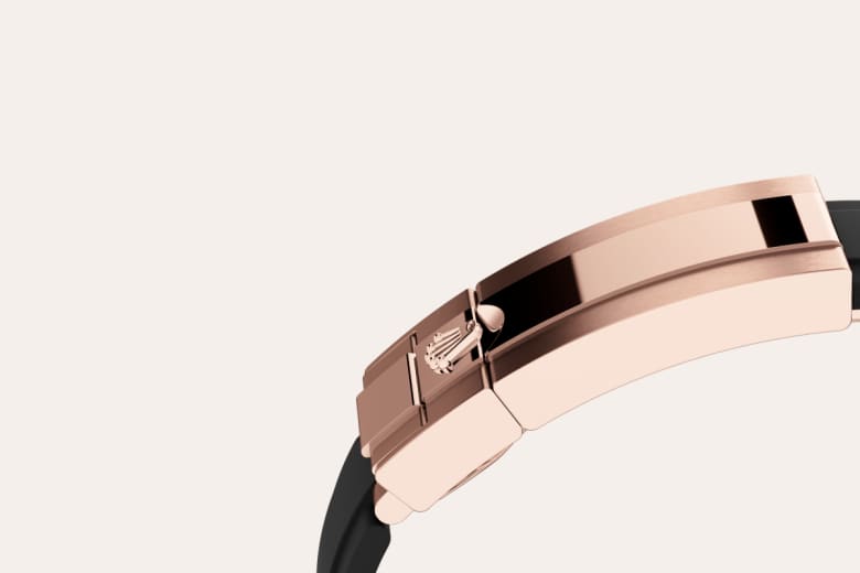 m126535tbr-0002_bracelet -Imported from https://www.thehourglass.com/wp-content/uploads/2016/12/Rolex-3255-Calibre.jpg