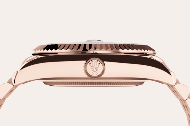 m336935-0008_material -Imported from http://www.thehourglass.com/wp-content/uploads/sites/15/2018/06/PP2.jpg