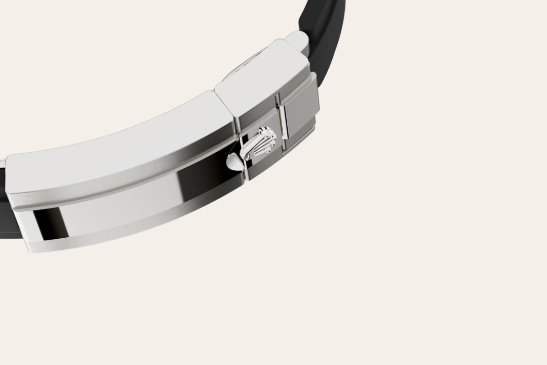 anim-bracelet-material-portrait-126589rbr-cd-oysterflex-black10--0104 -Imported from https://www.thehourglass.com/wp-content/uploads/2016/12/Rolex-3255-Calibre.jpg