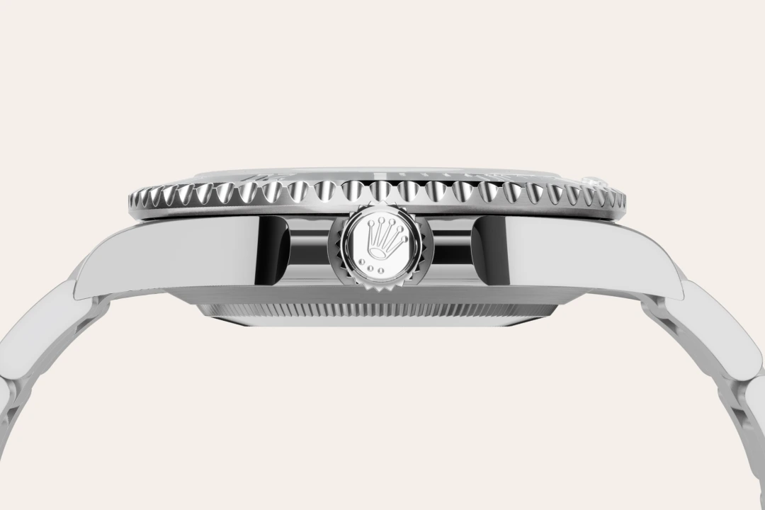 m124060-0001--060 -Imported from http://www.thehourglass.com/wp-content/uploads/sites/15/2018/06/PP2.jpg