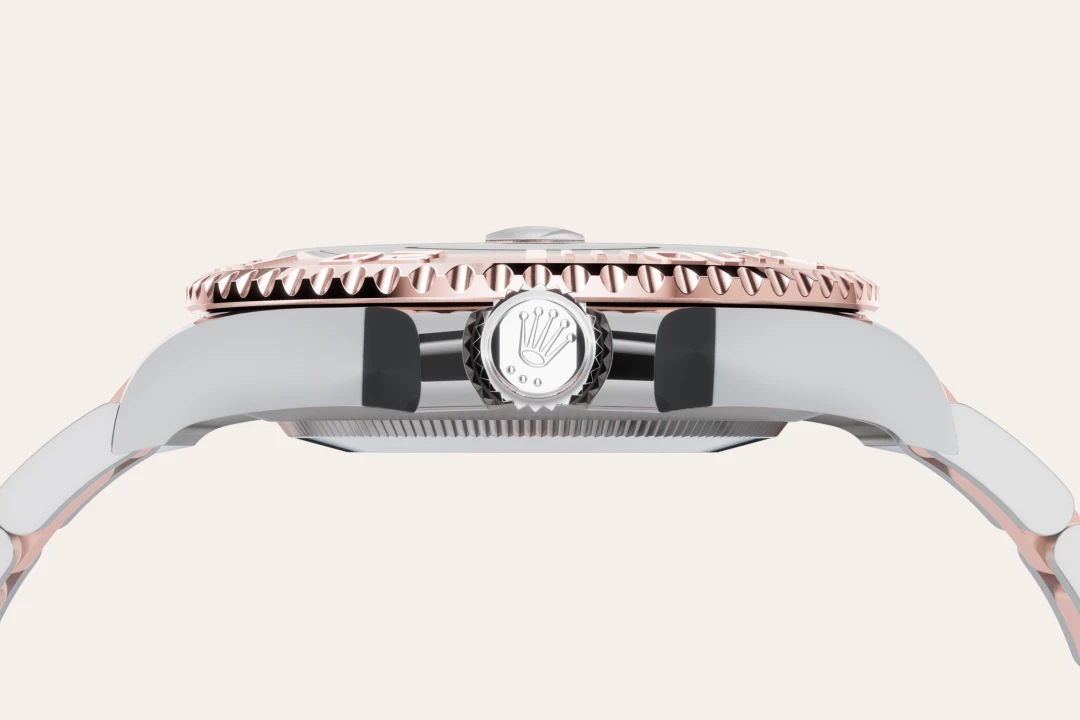 m126621-0001--060 -Imported from http://www.thehourglass.com/wp-content/uploads/sites/15/2018/06/PP2.jpg