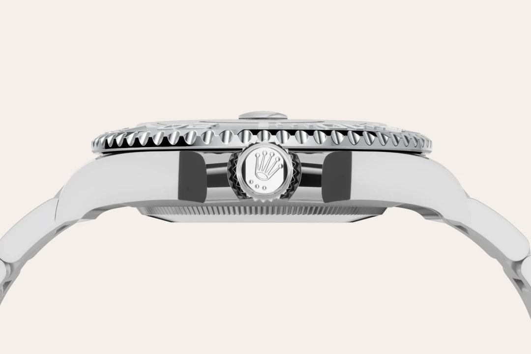 m126622-0001--060 -Imported from http://www.thehourglass.com/wp-content/uploads/sites/15/2018/06/PP2.jpg