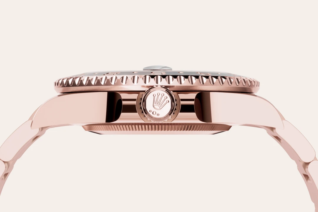 m126715chnr-0002--060 -Imported from http://www.thehourglass.com/wp-content/uploads/sites/15/2018/06/PP2.jpg