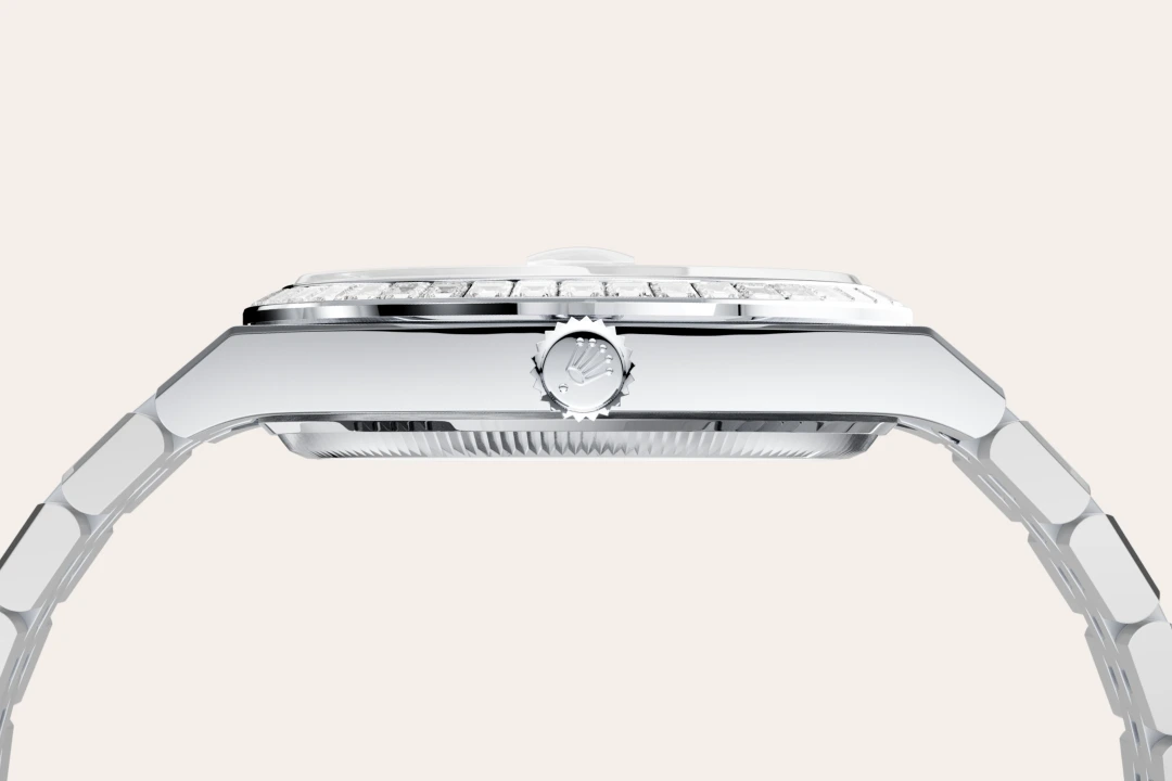 m127286tbr-0001--060 -Imported from http://www.thehourglass.com/wp-content/uploads/sites/15/2018/06/PP2.jpg
