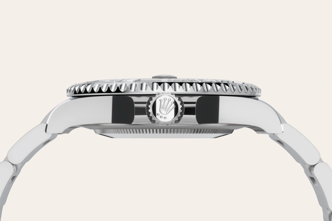 m268622-0002--060 -Imported from http://www.thehourglass.com/wp-content/uploads/sites/15/2018/06/PP2.jpg