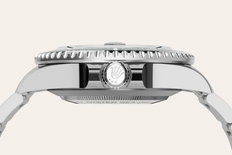 m126600-0002--060 -Imported from http://www.thehourglass.com/wp-content/uploads/sites/15/2018/06/PP2.jpg