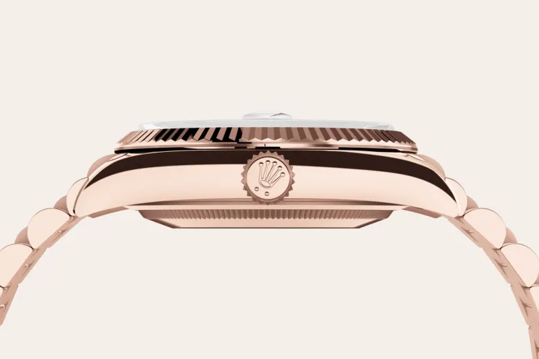 m128235-0089--060 -Imported from http://www.thehourglass.com/wp-content/uploads/sites/15/2018/06/PP2.jpg