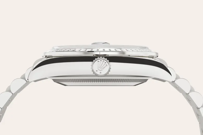 m128399tbr-0029--060 -Imported from http://www.thehourglass.com/wp-content/uploads/sites/15/2018/06/PP2.jpg