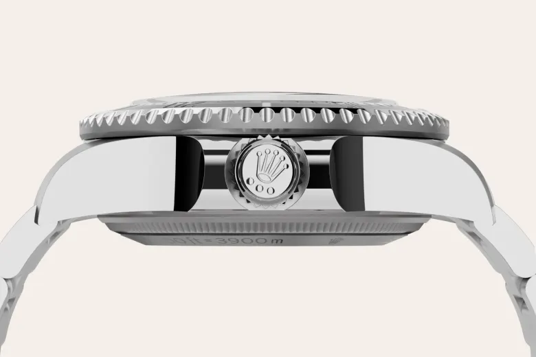 m136660-0005--060 -Imported from http://www.thehourglass.com/wp-content/uploads/sites/15/2018/06/PP2.jpg