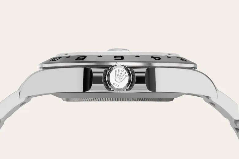 m226570-0001--060 -Imported from http://www.thehourglass.com/wp-content/uploads/sites/15/2018/06/PP2.jpg