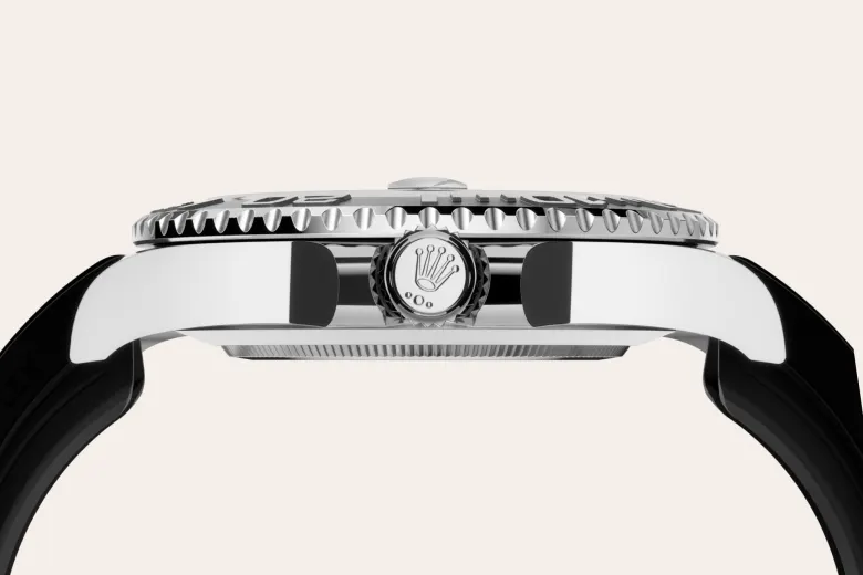 m226659-0002--060 -Imported from https://www.thehourglass.com/wp-content/uploads/2016/12/Rolex-Parachrom-oscillator.jpg