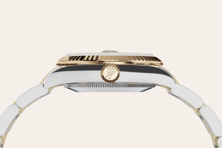 m278273-0019--060 -Imported from http://www.thehourglass.com/wp-content/uploads/sites/15/2018/06/PP2.jpg