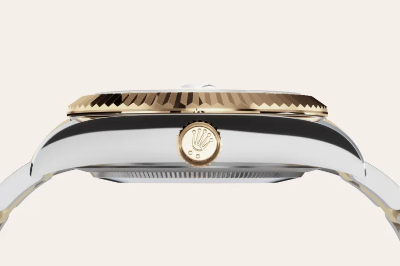 m336933-0001--060 -Imported from http://www.thehourglass.com/wp-content/uploads/sites/15/2018/06/PP2.jpg